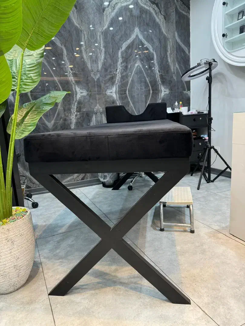 تخت مژه و فشیال|آرایشگاه و سالن‌های زیبایی|ری, دیلمان|دیوار