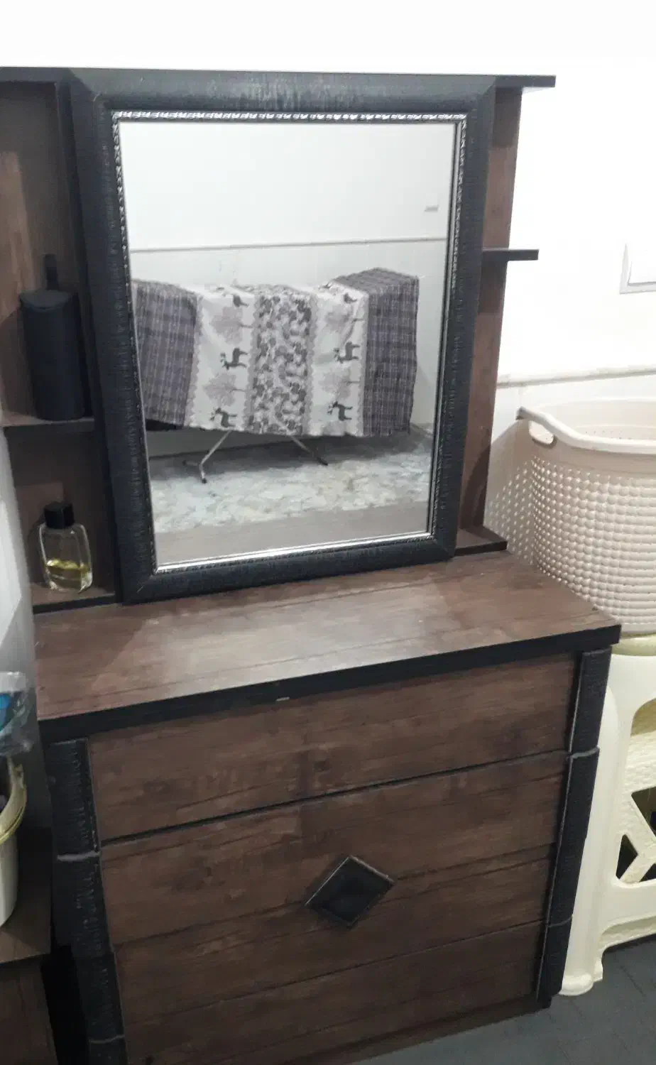 میز آرایش|مبلمان خانگی و میز عسلی|قم, شهرک امام حسین|دیوار