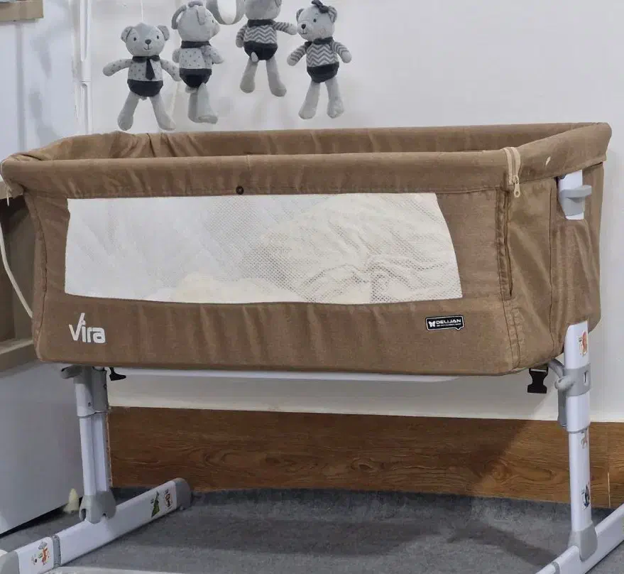 گهواره|تخت و سرویس خواب|سبزوار, شرق کال شمالی|دیوار