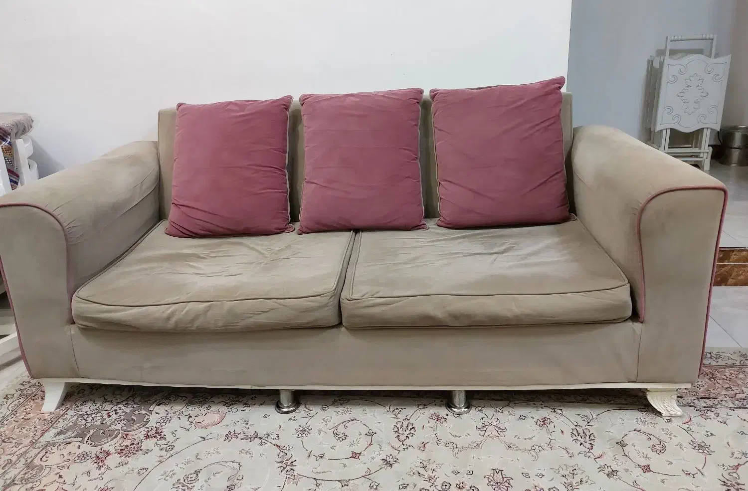 مبل ۷ نفره|مبلمان خانگی و میز عسلی|رشت, انصاری|دیوار