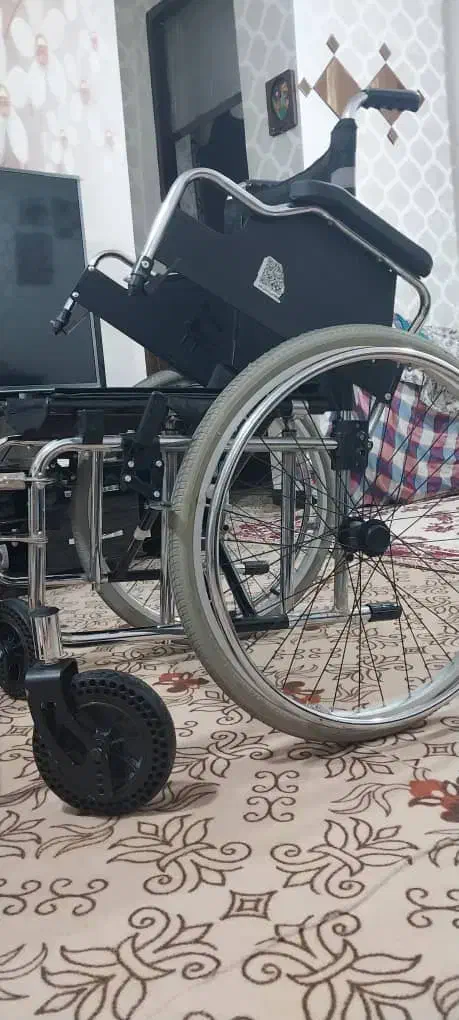 سلام ویلچر نوتمیز آکبندبفروش میرسد|آرایشی، بهداشتی، درمانی|اهواز, پردیس دو|دیوار