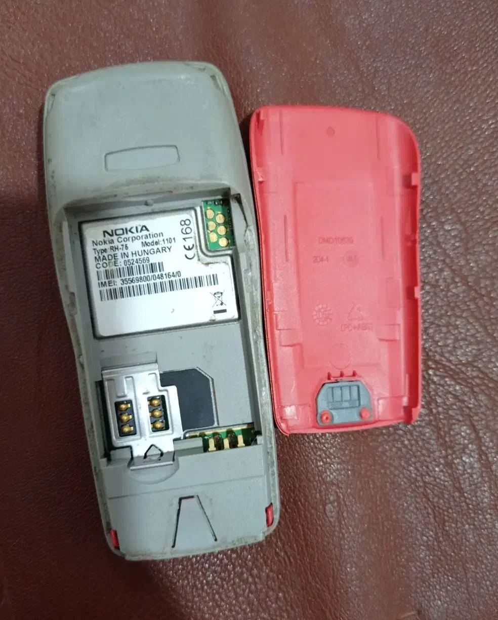 دو عدد گوشی صف یازده|لوازم جانبی موبایل و تبلت|گرگان, |دیوار