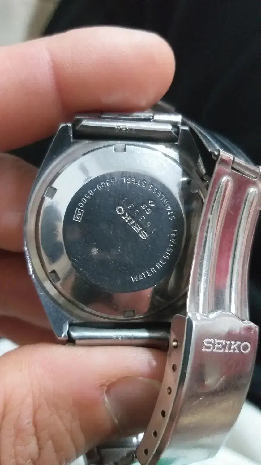 سیکو 5|ساعت|نیشابور, خط کاشمر|دیوار