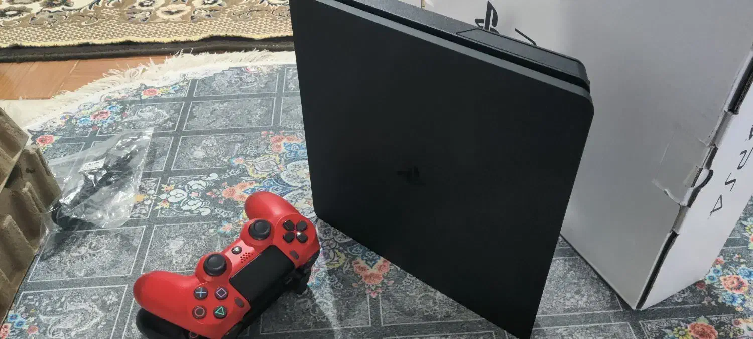 ps4 slim کپی خور سری 2216 2دست اصل|کنسول، بازی ویدئویی و آنلاین|بوکان, |دیوار
