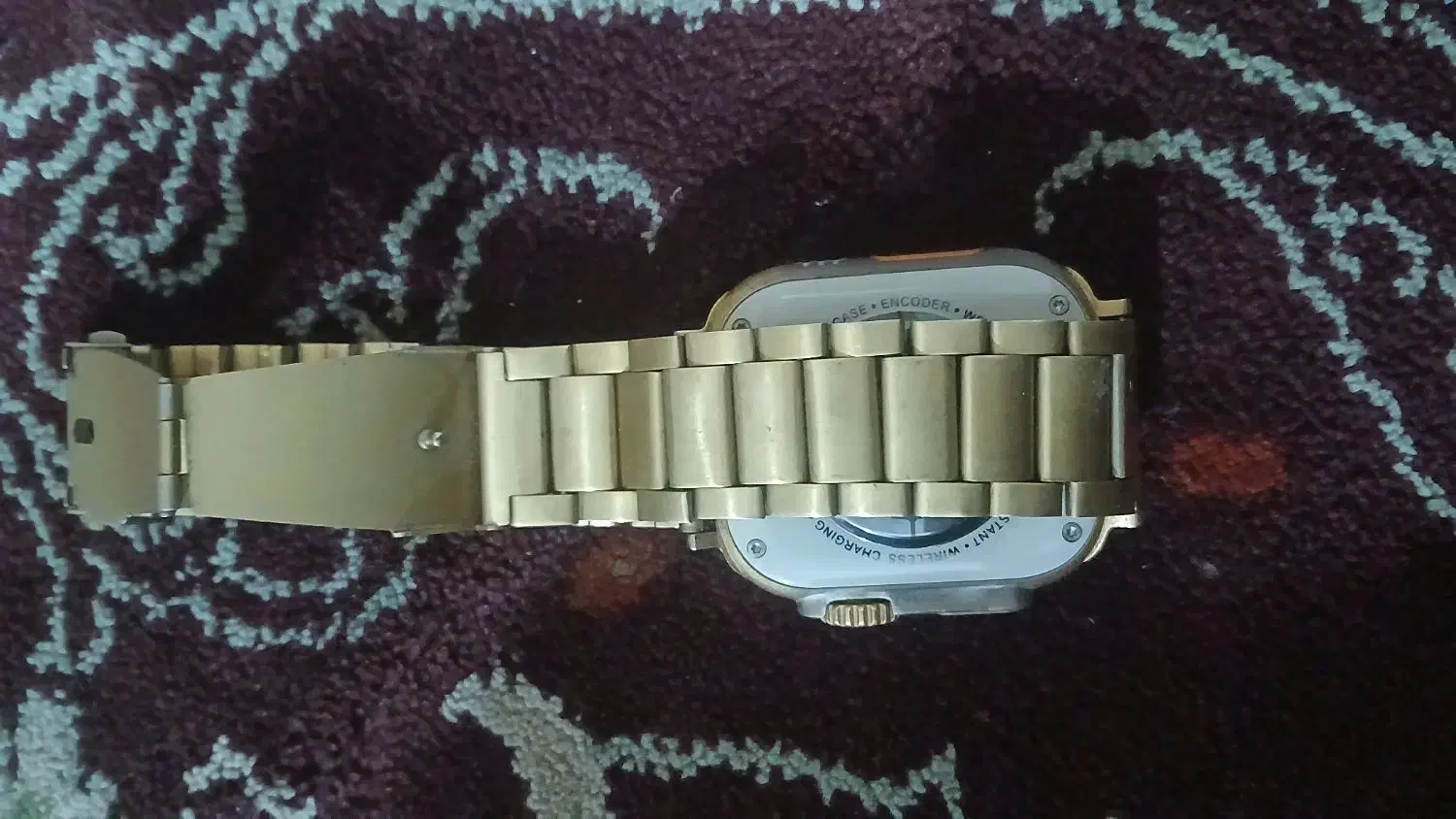 انگشترنقره وساعت|جواهرات|قدس, شهر‌قدس|دیوار