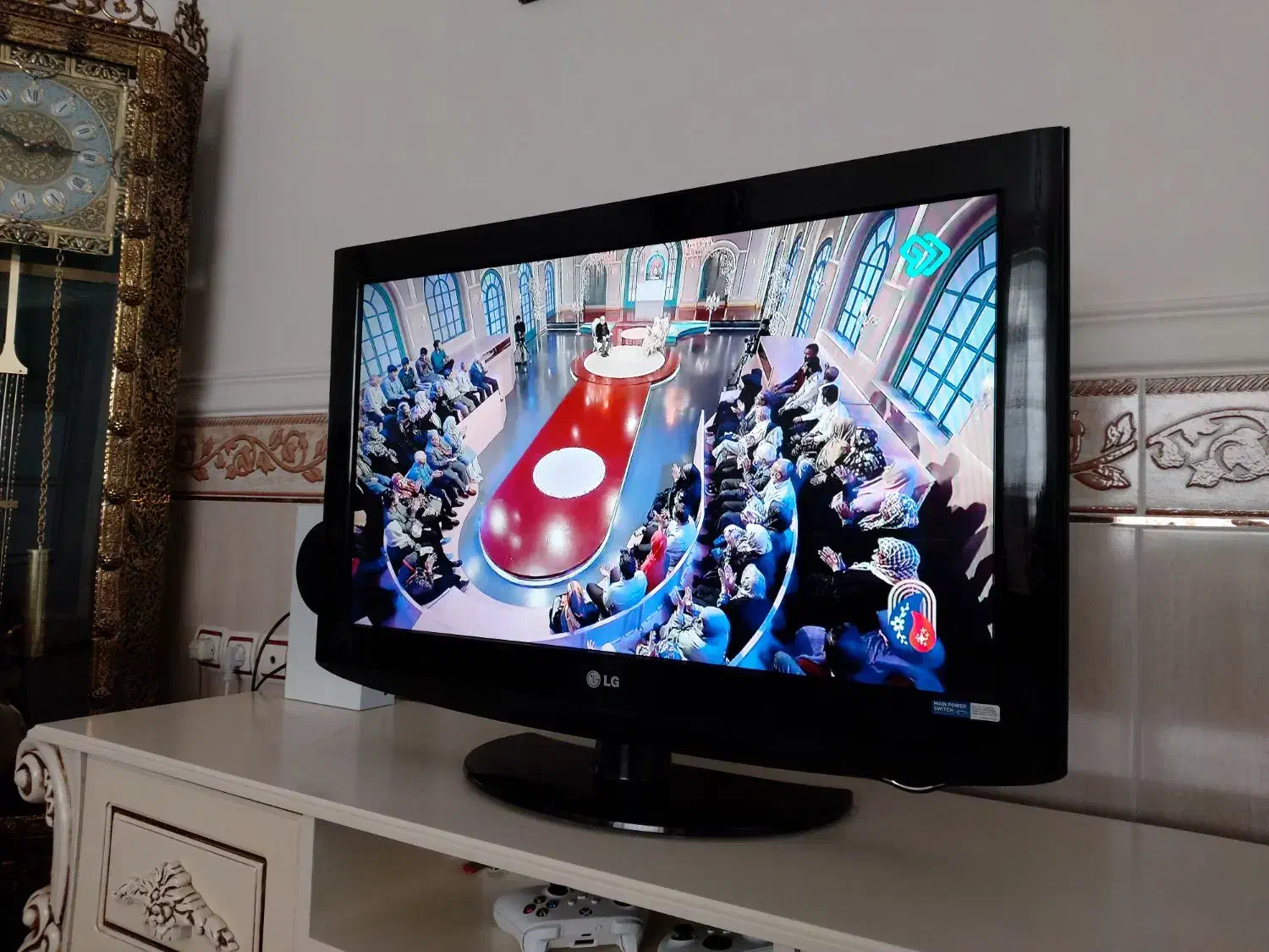 تلویزیون LCD الجی 32 اصل کره.بدون تعمیر.با دیجیتال|تلویزیون و پروژکتور|زنجان, |دیوار