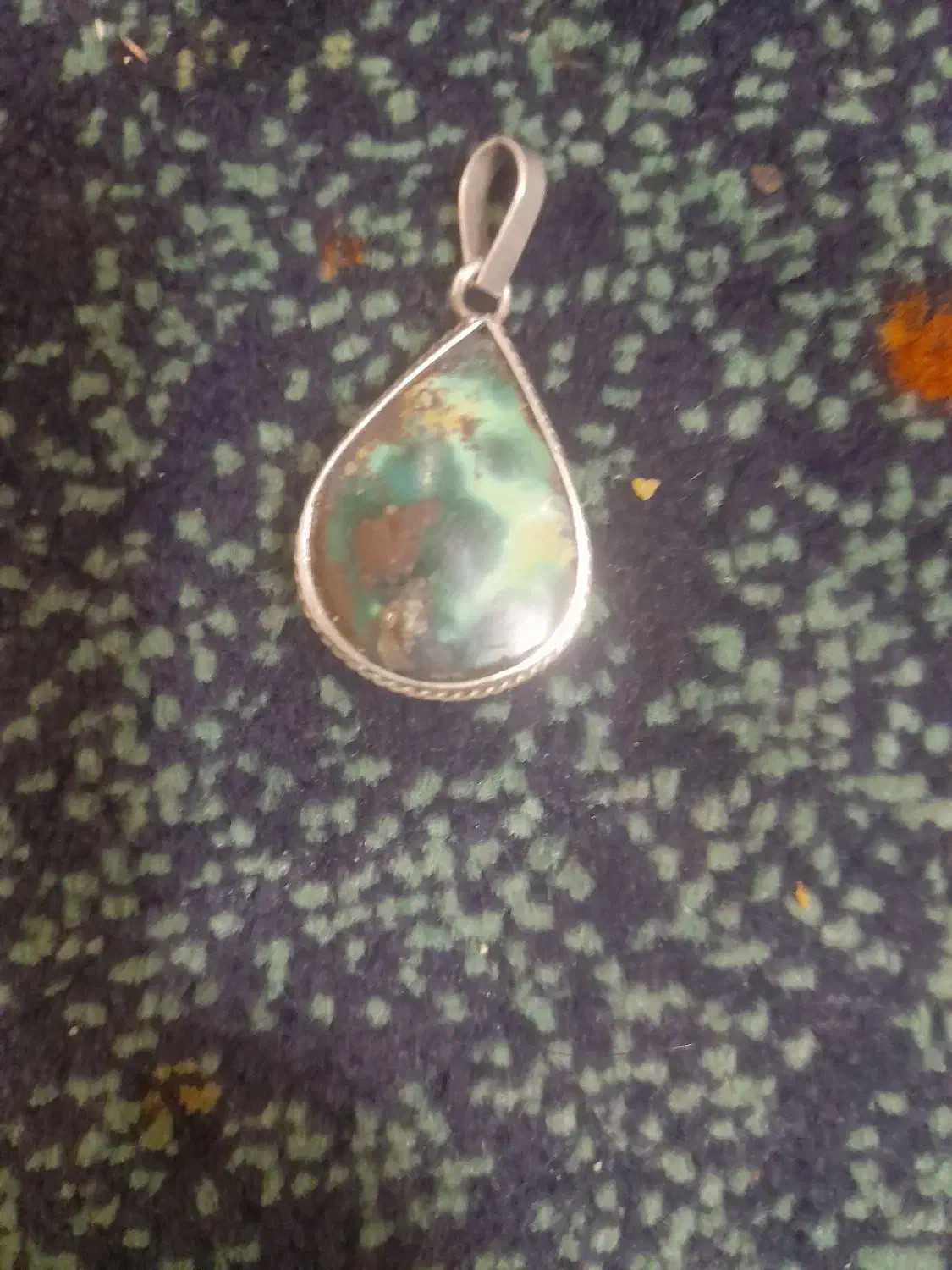 فیروزه قدمت دار|کلکسیون اشیاء عتیقه|شیراز, پودنک|دیوار