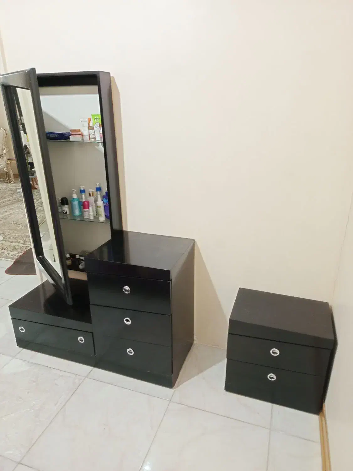 میزآرایش|تخت و سرویس خواب|محمدشهر, جعفرآباد|دیوار