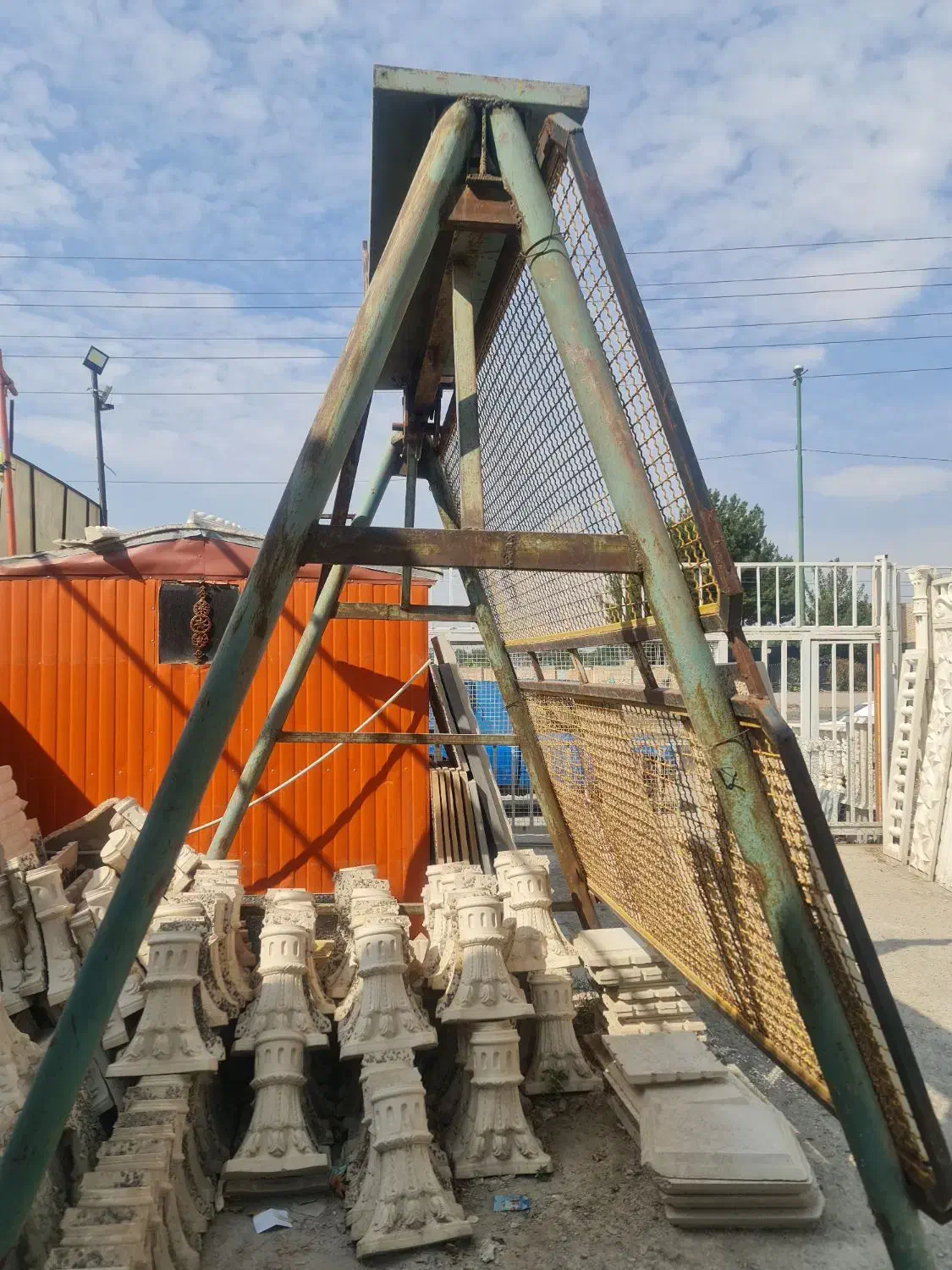 جرثقیل دروازه ای|ماشین‌آلات صنعتی|قزوین, |دیوار