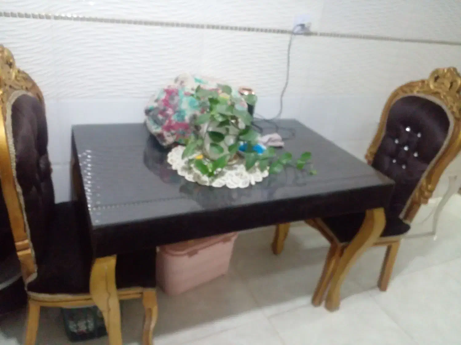 مبل سلطنتی|مبلمان خانگی و میز عسلی|مشهد, خواجه ربیع|دیوار