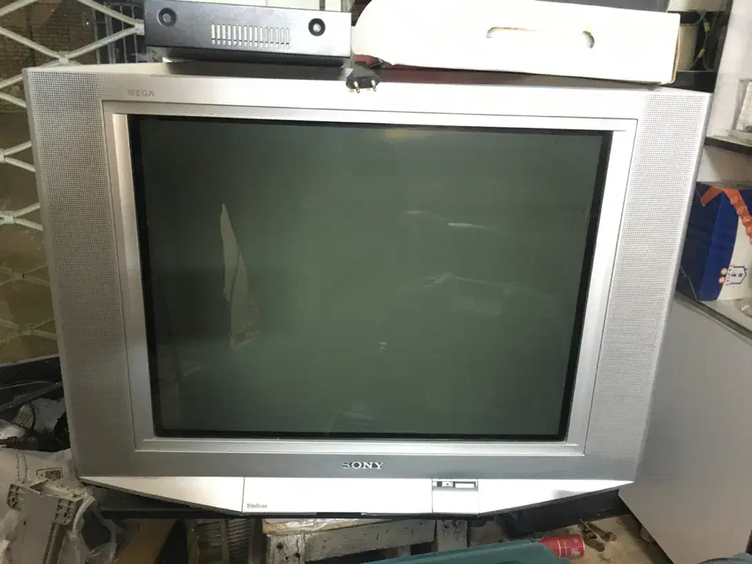 تلویزیون سونی ۲۹ اینچ|تلویزیون و پروژکتور|بجنورد, |دیوار