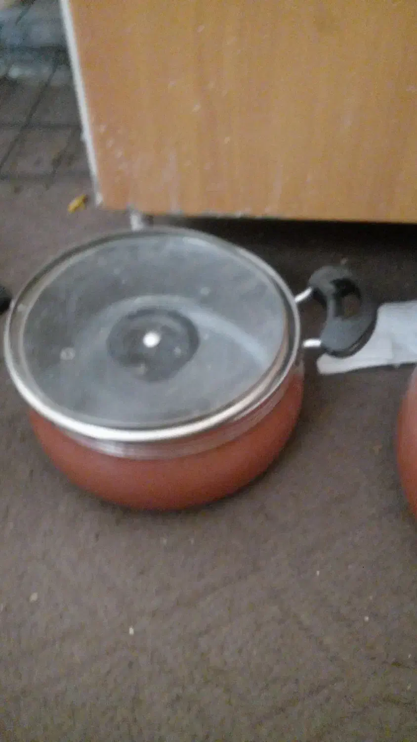 قابلمه تفلون نو هستند بدوناستفاده|ظروف پختوپز|شوشتر, |دیوار