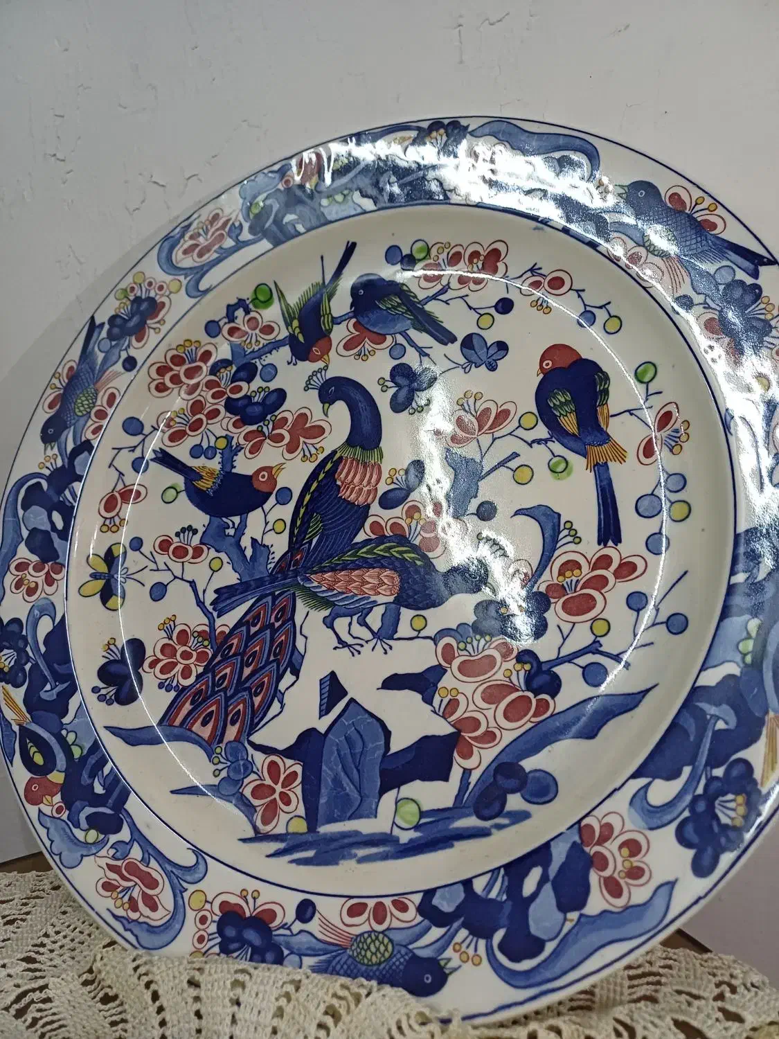 ظرف کلاسیک قدیمی|کلکسیون اشیاء عتیقه|املش, |دیوار