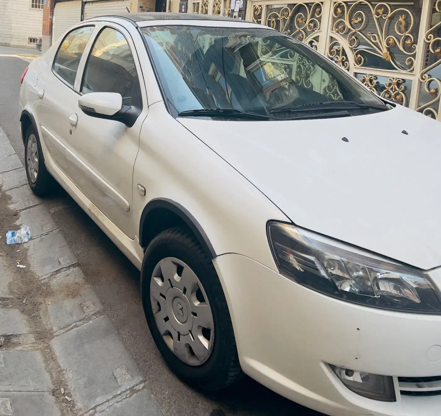 رانا پلاس  سقف شیشه ای ۱۴۰۰|خودرو سواری و وانت|تهران, صد دستگاه|دیوار