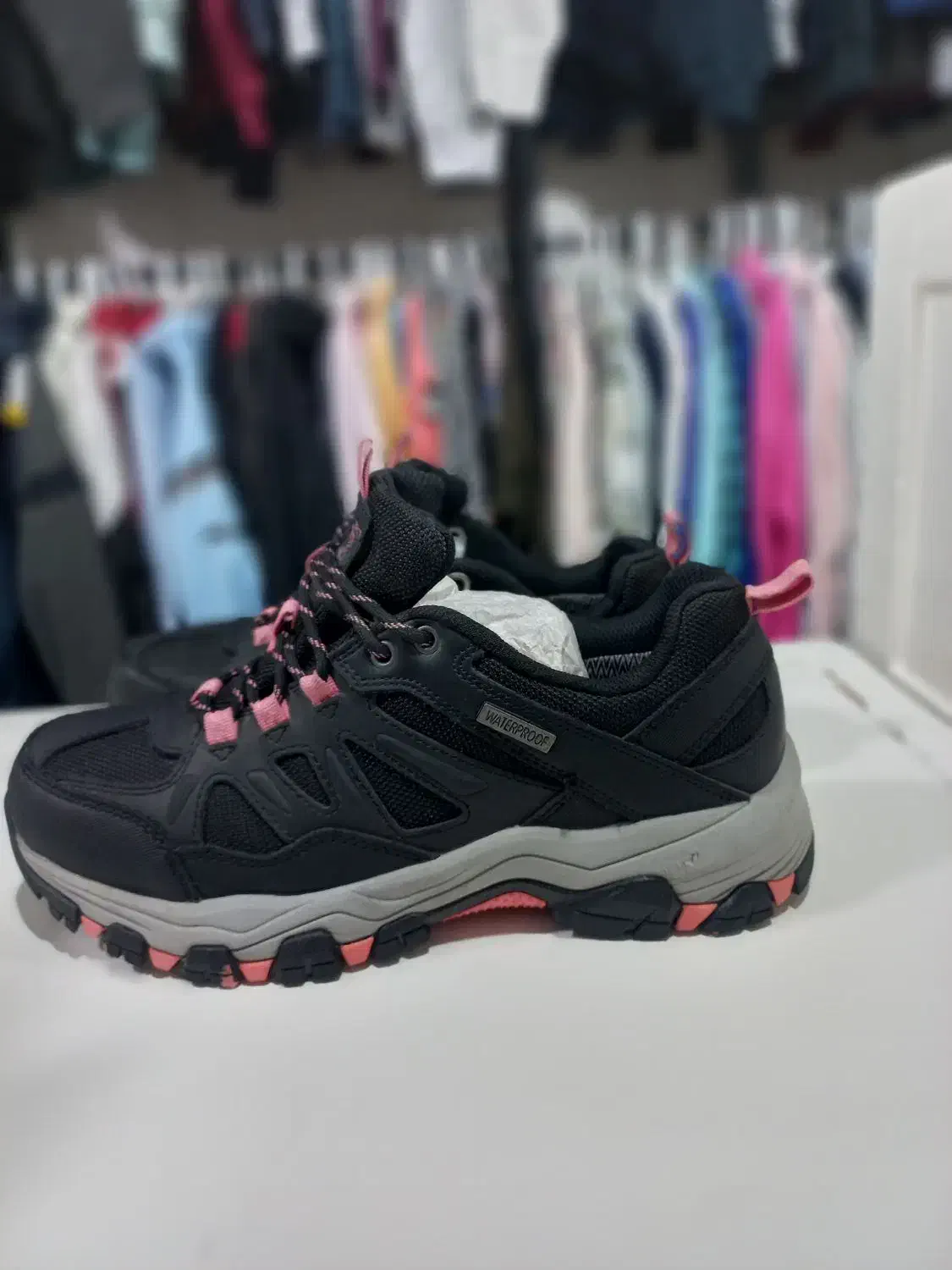 کفش طبیعت گردی/اورجینال/در حد آکبند/ ۴۲|کیف، کفش، کمربند|کرج, برغان|دیوار