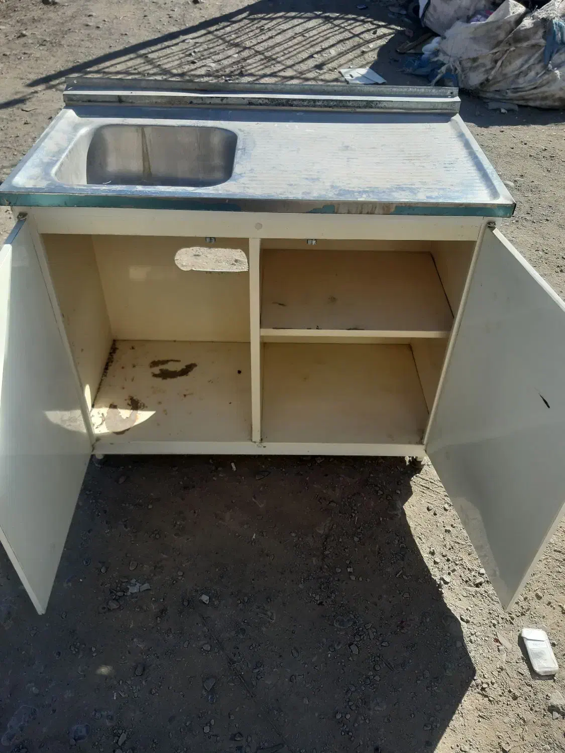 ابچکان ظرفشویی ورق ضخیم وسنگین|آب‌چکان و نظم‌دهنده ظروف|خوی, |دیوار