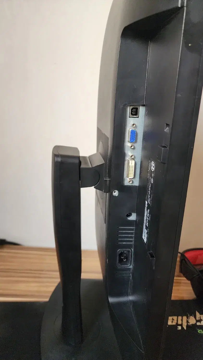 مانیتور 24 اینچ Dell|قطعات و لوازم جانبی رایانه|بجنورد, |دیوار