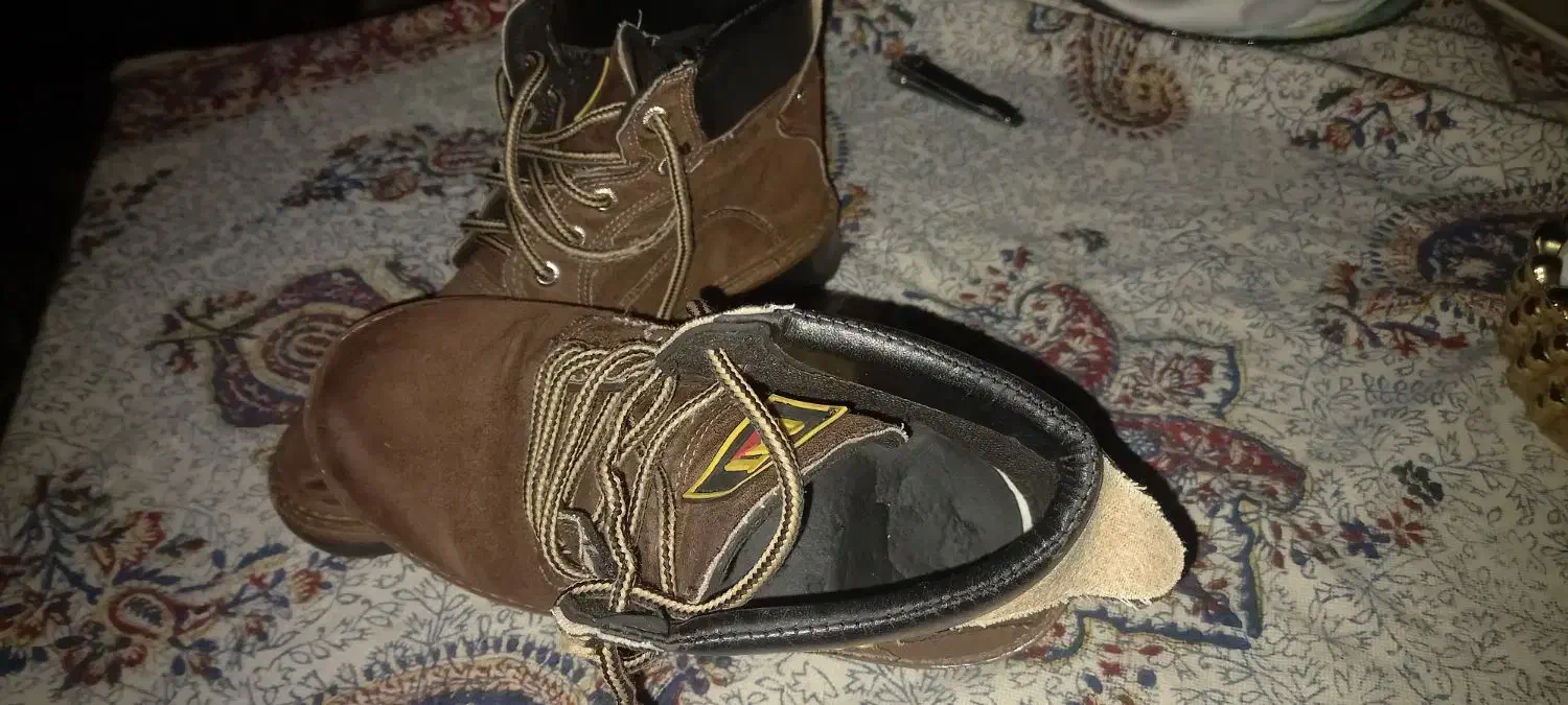 پوتین پسرانه ۳۸|کیف، کفش، کمربند|سنندج, |دیوار