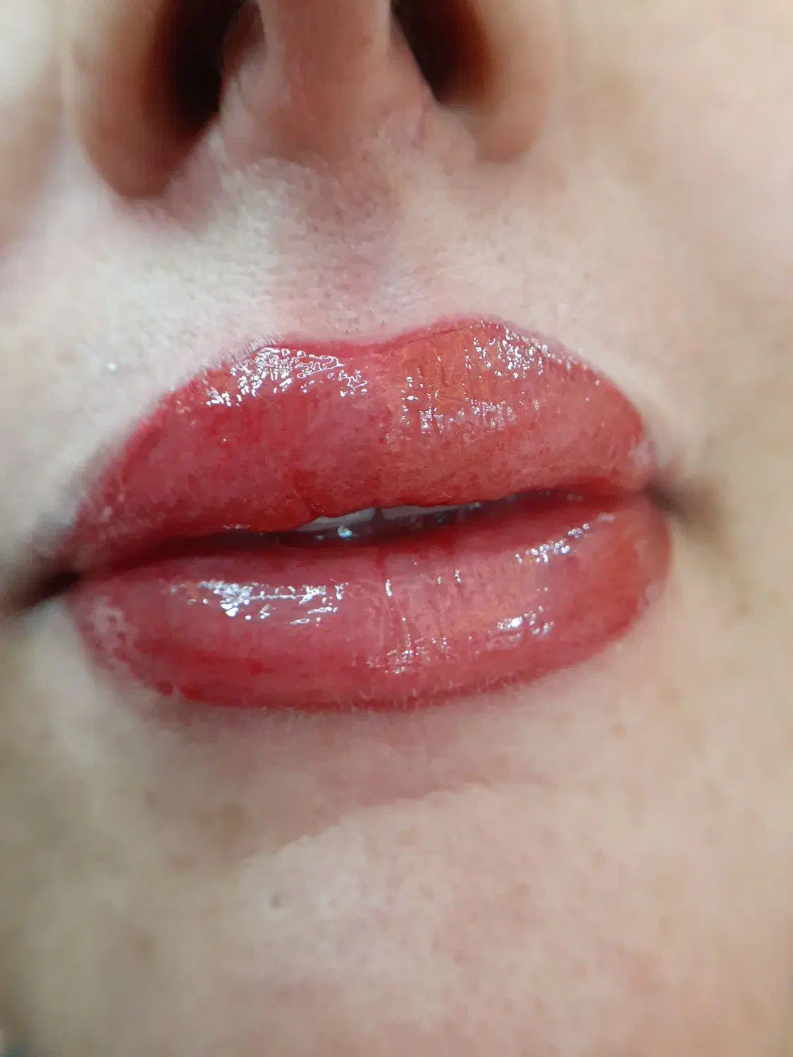 میکروبلیدینگ نچرال.شیدینگ لب با رنگای اورجینال|خدمات آرایشگری و زیبایی|خرمدره, |دیوار