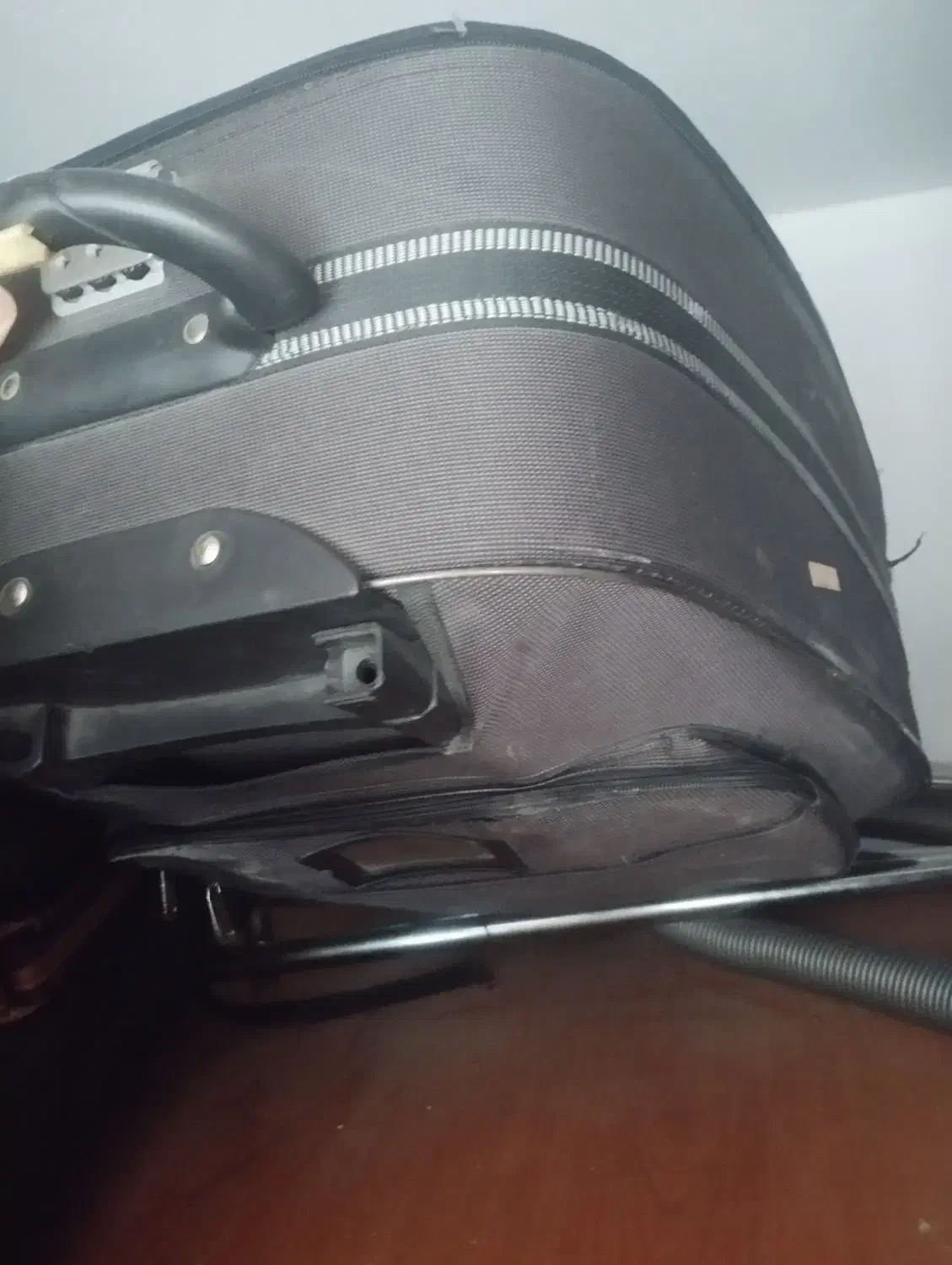 چمدان|کیف، کفش، کمربند|اهر, |دیوار