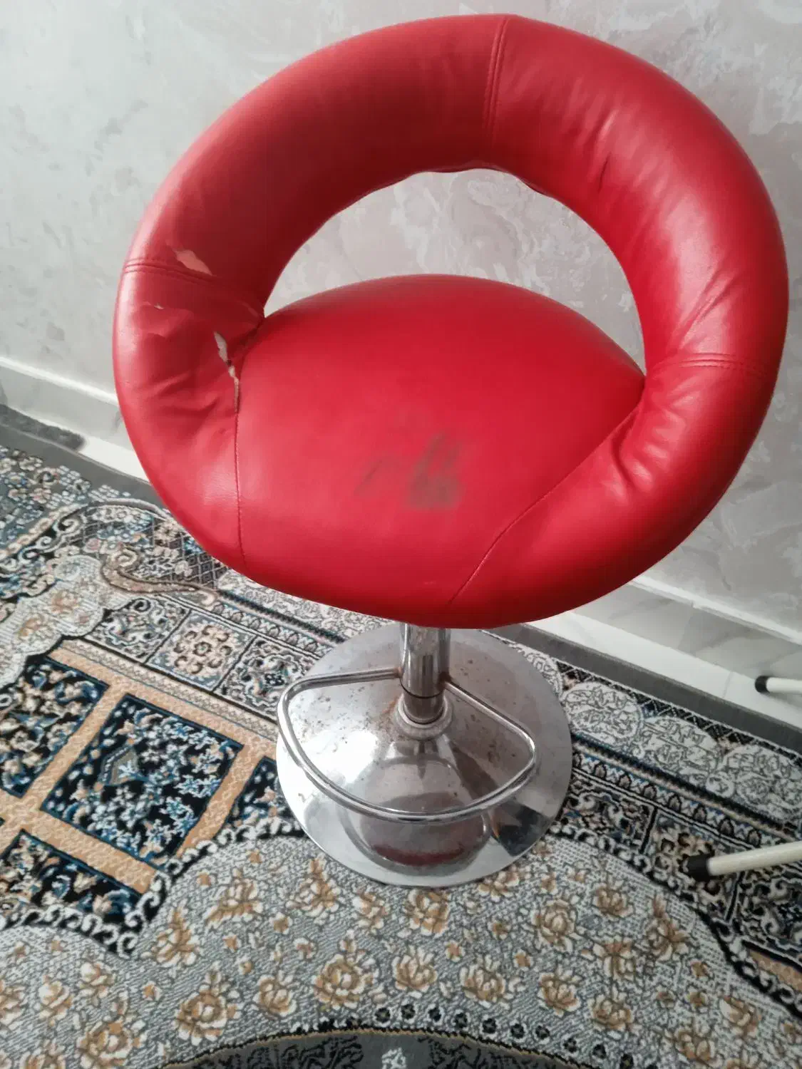 دو عدد صندلی مدل گردان و جک دار|صندلی و نیمکت|ارومیه, |دیوار