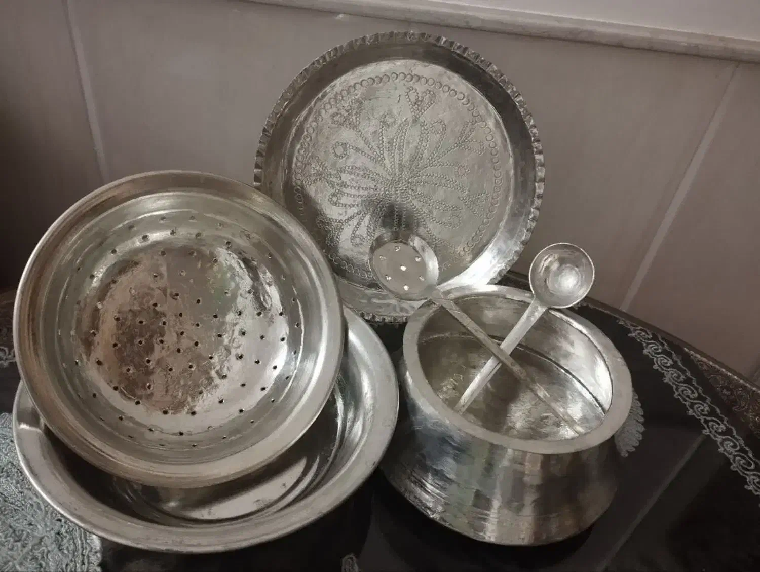 ظروف مسی کودک یا سیسمونی قدیمی و انتیک|کلکسیون اشیاء عتیقه|تهران, امیریه|دیوار