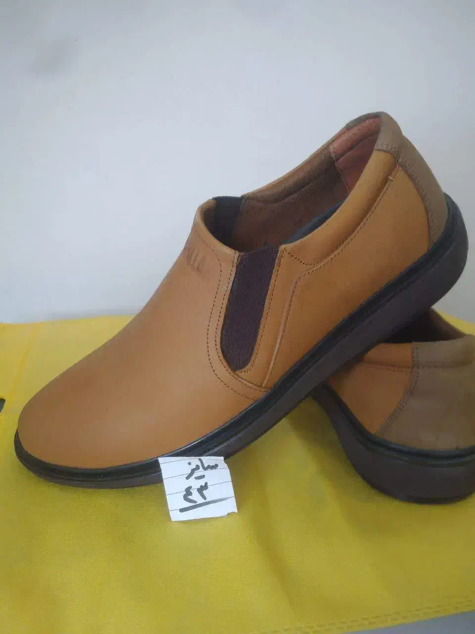 کفش|کیف، کفش، کمربند|فسا, |دیوار