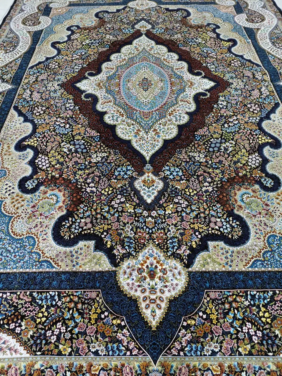 ۱۲و۶ متری جفتش باهم ست ۱۰۰۰شانه|فرش|ورامین, خیر آباد|دیوار