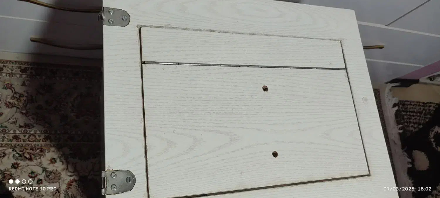 ** میز چرخ خیاطی **|لوازم خیاطی و بافتنی|شاهین‌شهر, اقبال لاهوری|دیوار