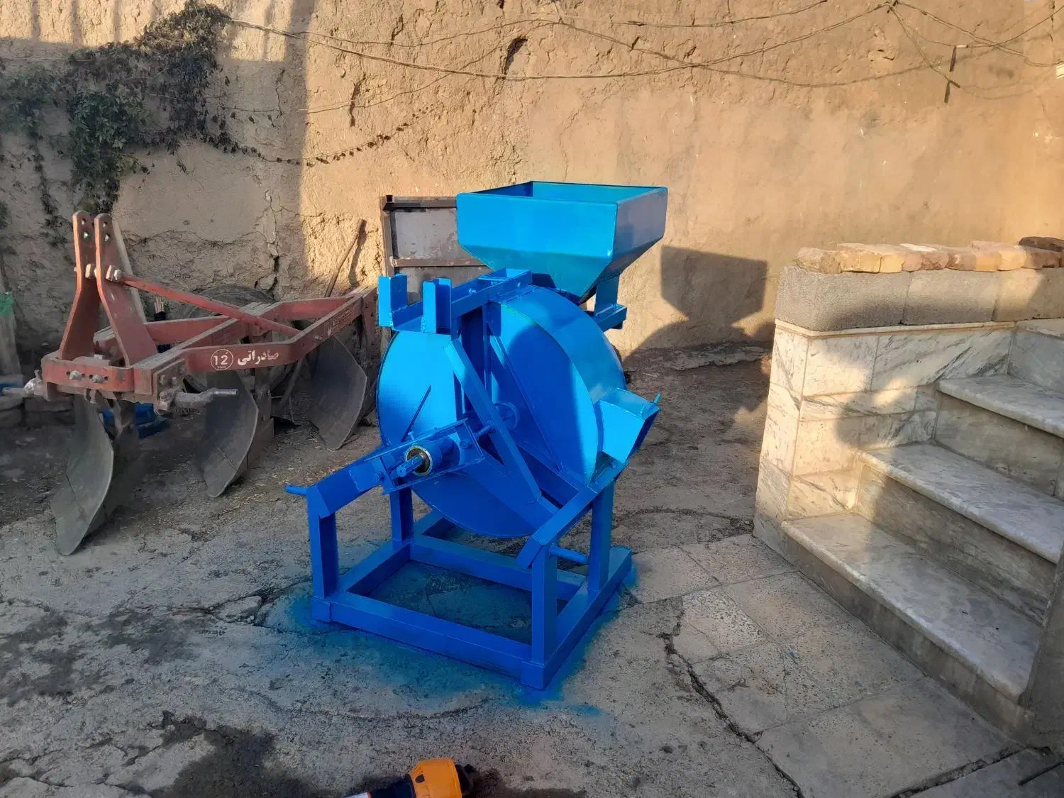 آسیاب سنگی وبرقی|ماشینآلات صنعتی|قم, الغدیر|دیوار