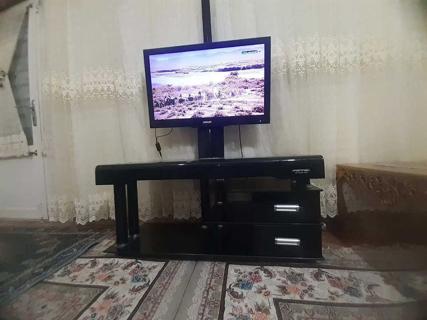 تلوزیون  ال ای دی۳۲اینج اسنو|تلویزیون و پروژکتور|کوهدشت, |دیوار