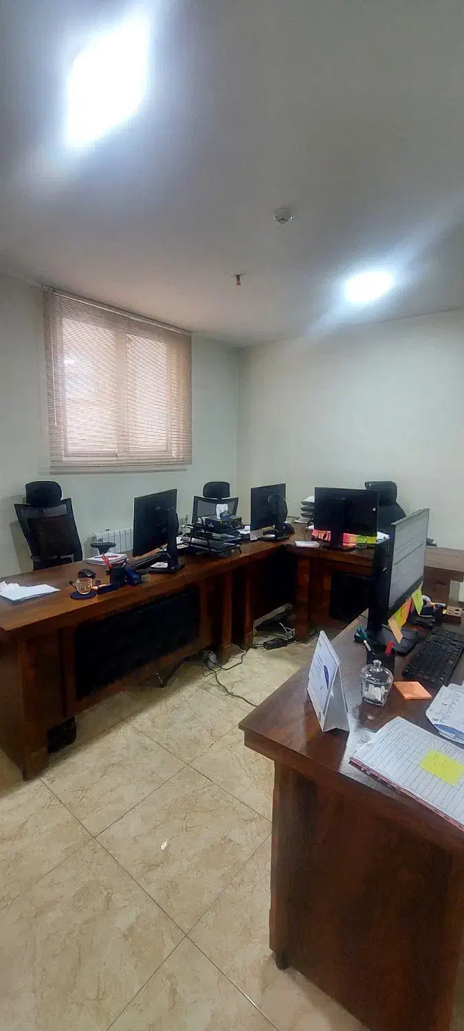 اداری 90 متری 3 خواب تاپ لوکیشن|اجارهٔ دفتر کار، اتاق اداری، مطب|اصفهان, شیخ اشراق|دیوار