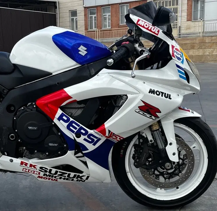 cb cbr gsxr gsx mt|موتورسیکلت|تهران, فلسطین (میدان انقلاب)|دیوار