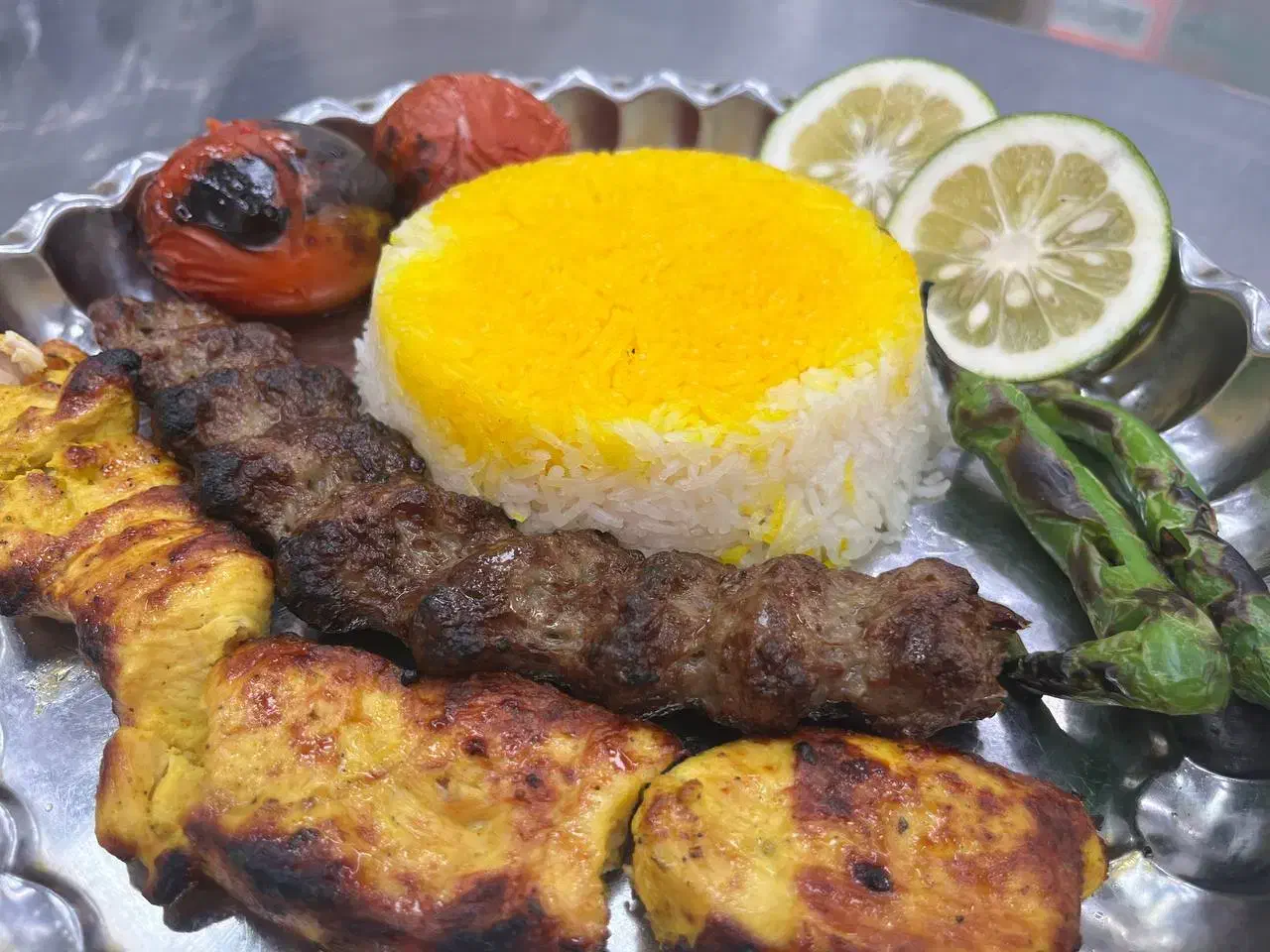 کارگرساده|استخدام خدمات فروشگاه و رستوران|مشکیندشت, |دیوار