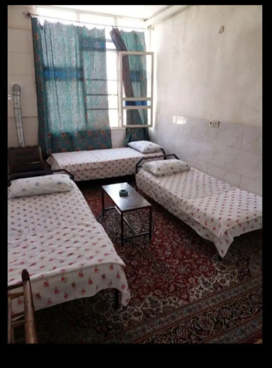 مهمانپذیر عابدی واقع در دروازه کازرون|اجارهٔ کوتاه‌مدت آپارتمان و سوئیت|شیراز, گلکوب|دیوار