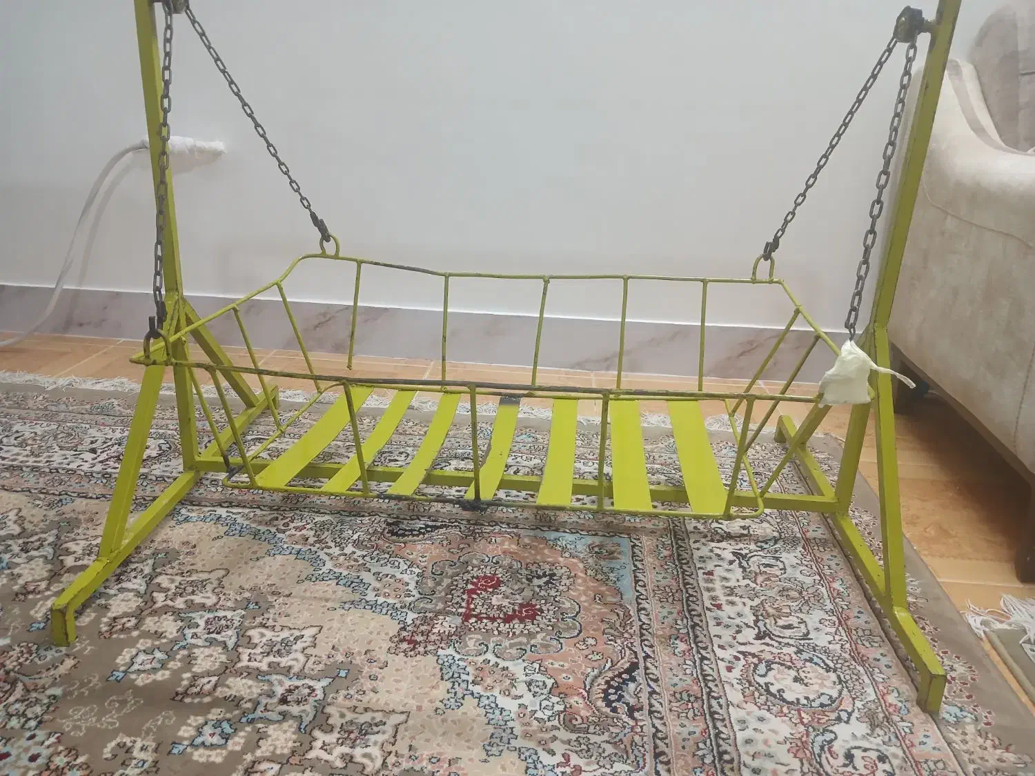 گهواره اهنی محکم|اسباب و اثاث بچه|بجنورد, |دیوار