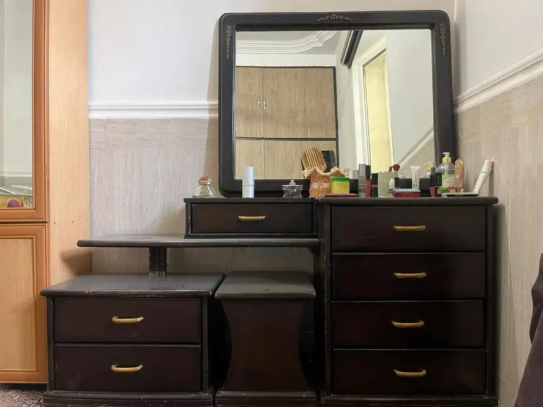 میز آرایشی نو|تخت و سرویس خواب|زابل, |دیوار