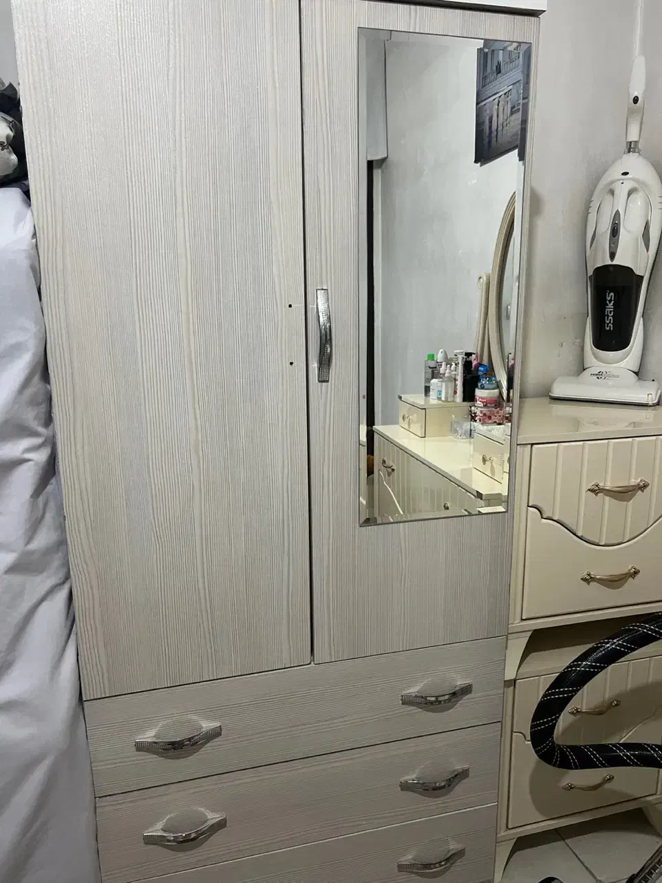 کمد کشودار جلو اینه|جاکفشی، کمد، دراور|قرچک, محمد آباد|دیوار