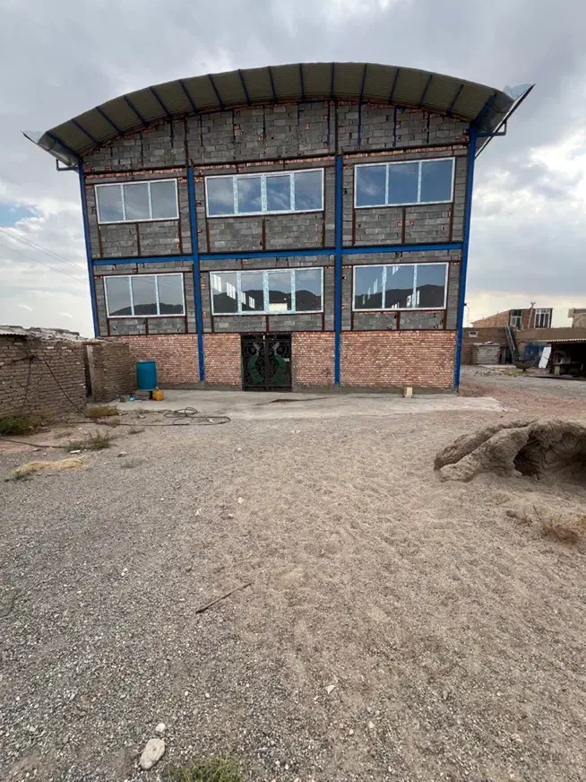 اجاره سوله و کاراژ|اجارهٔ دفتر صنعتی، کشاورزی، تجاری|صوفیان, |دیوار