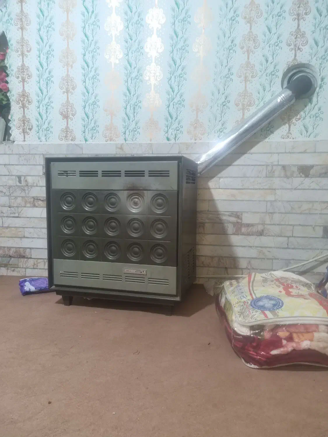 یک عدد بخاری گازی ارج|بخاری، هیتر، شومینه|زرند, |دیوار