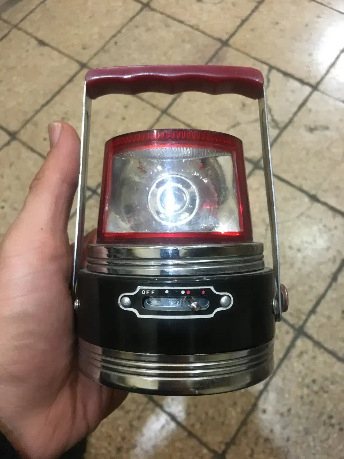 چراغ قدیمی|کلکسیون اشیاء عتیقه|تهران, فردوسی|دیوار