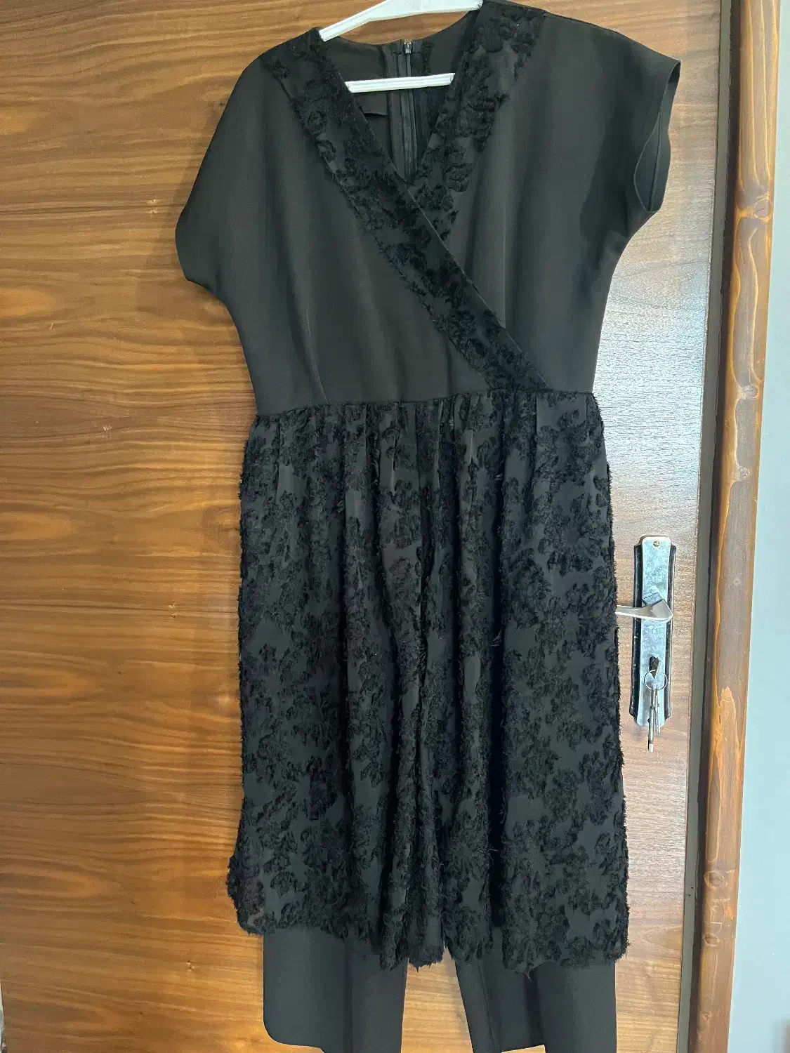 لباس مجلسی|لباس|بابل, |دیوار