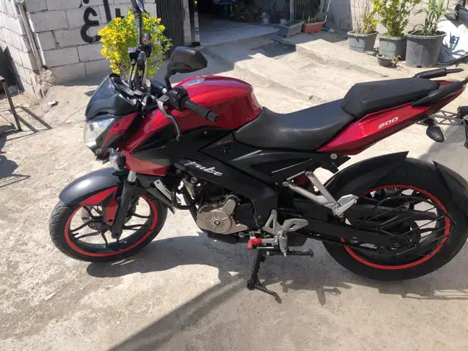 Ns200|موتورسیکلت|تهران, سعادت‌آباد|دیوار