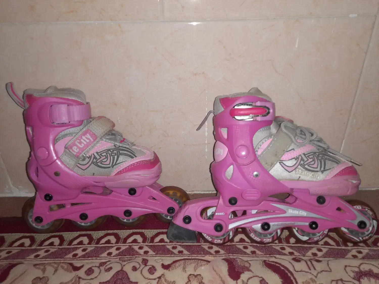 اسکیت دخترانه|دوچرخه، اسکیت، اسکوتر|فردیس, شهرک ۱۱۰|دیوار