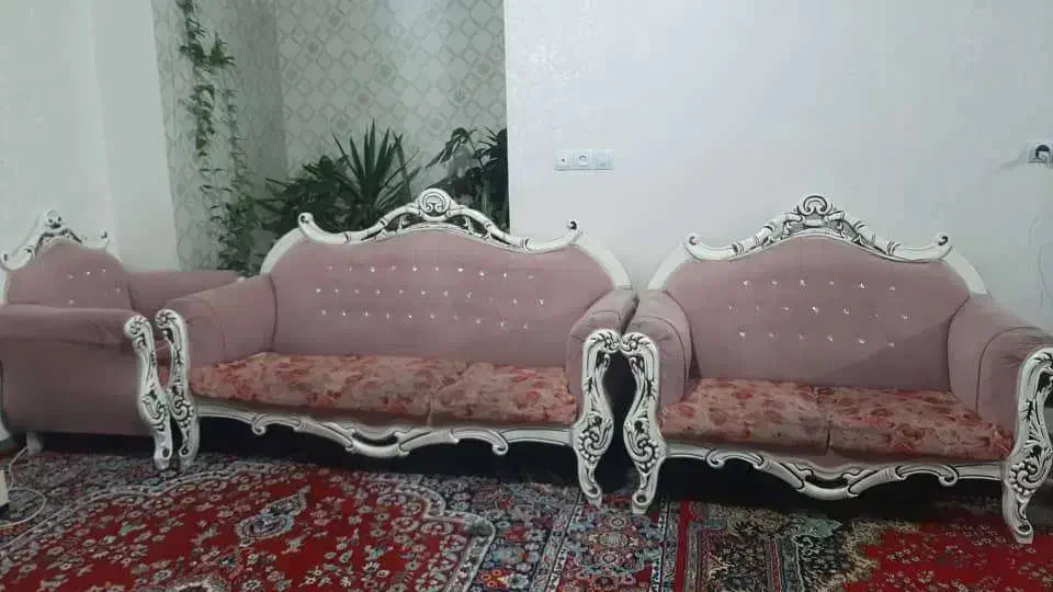 مبل هفت نفره|مبلمان خانگی و میز عسلی|نی‌ریز, |دیوار