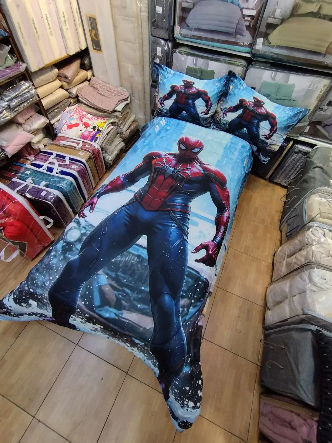 روتختی اسپایدر من با پارچه شانل مخمل|سرویس روتختی|اهواز, گلستان|دیوار