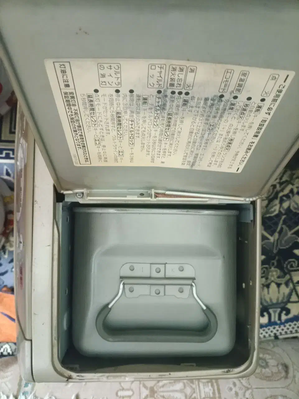 بخاری نفتی برقی مانیتور بزرگ|بخاری، هیتر، شومینه|زاهدان, |دیوار