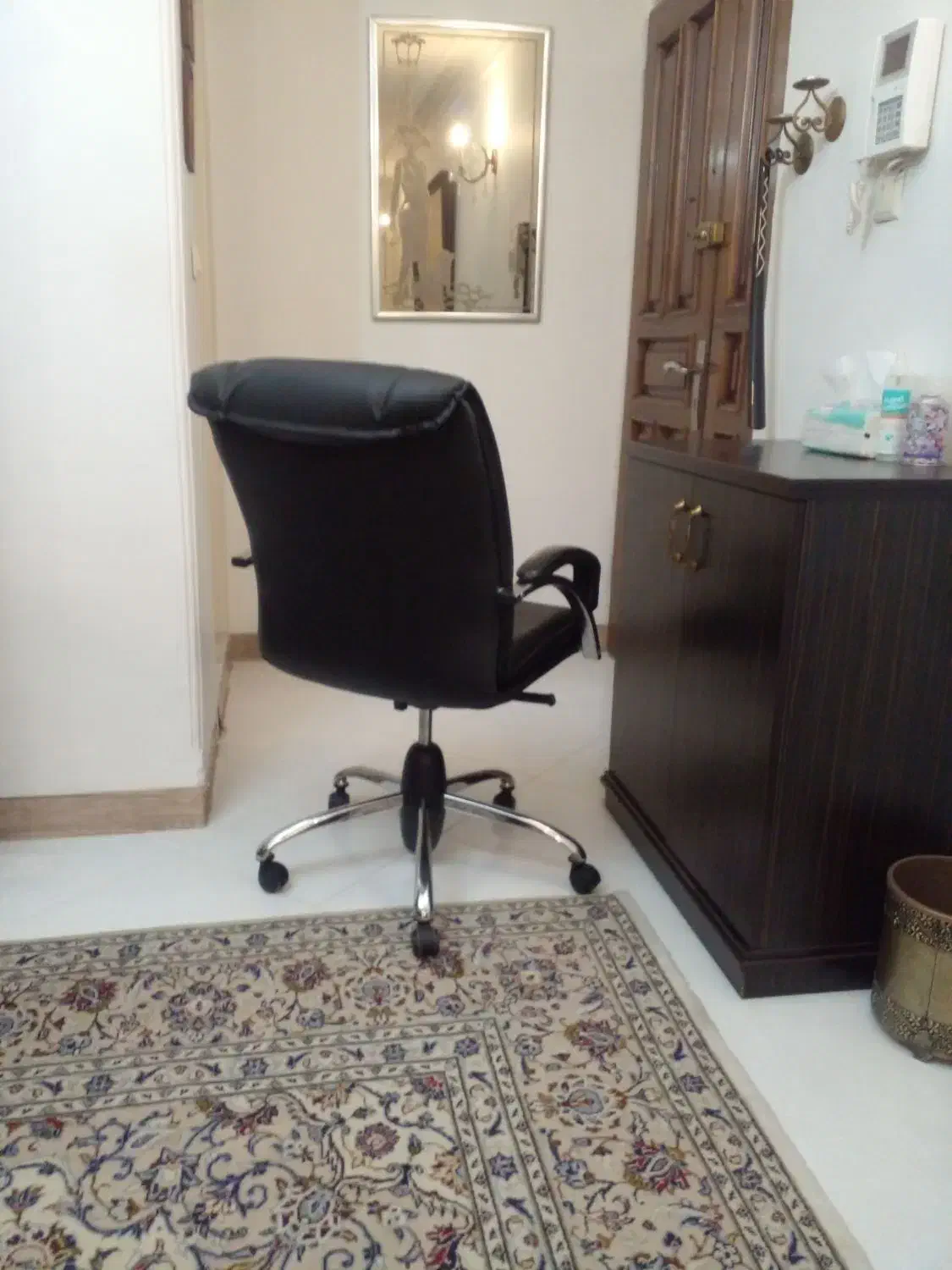 صندلی چرخدار( نیلپر )|صندلی و نیمکت|کرج, گوهردشت|دیوار