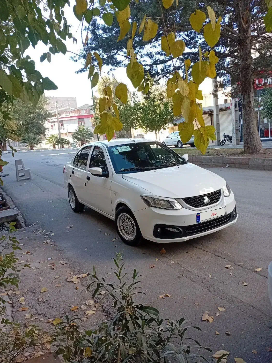 ساینا|خودرو سواری و وانت|خرمآباد, |دیوار