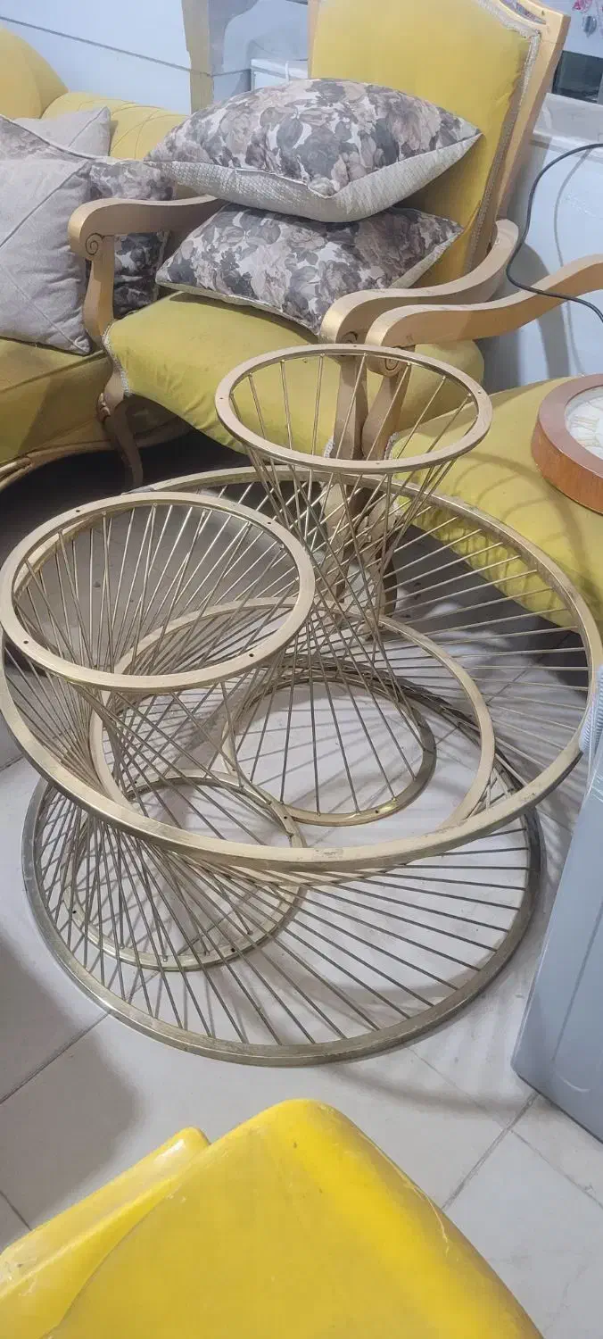 جلو مبلی طلایی رویه آینه ای|مبلمان خانگی و میز عسلی|میاندوآب, |دیوار